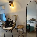 Apartamento Karma Kamári